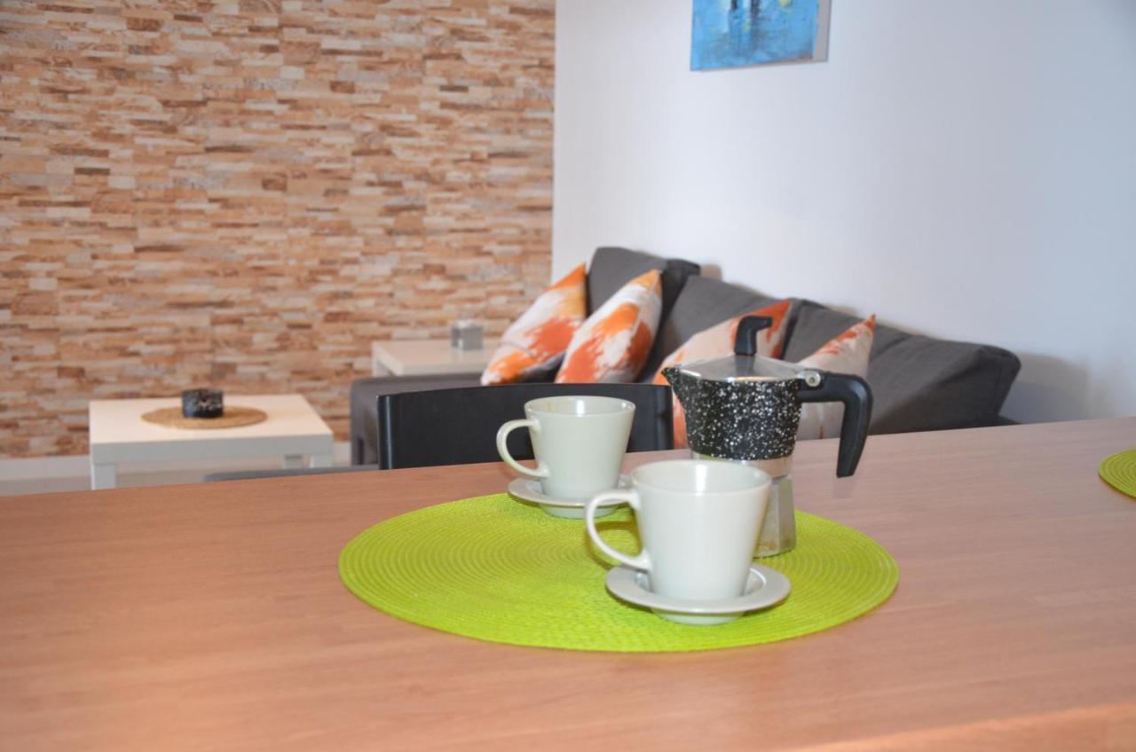 Holiday Apartment Puerta Del Sol Caleta De Fuste Eksteriør bilde